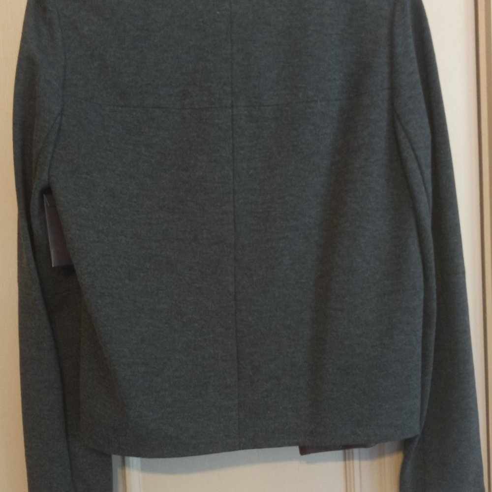 Jacket - Picture 2 of 4